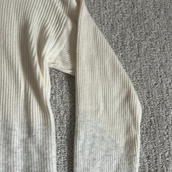 Lululemon wool tunic sweater size 8 cream/heather - Picture 4 of 7